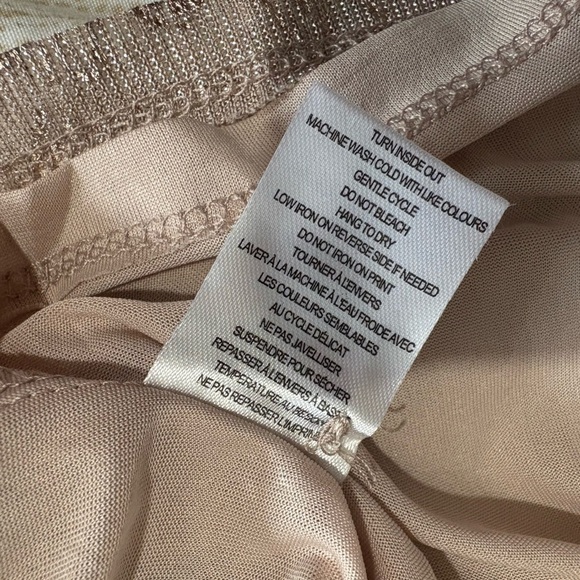 Tamara H NWT pink champagne floral metallic sheer blouse shirt size medium - Picture 7 of 16